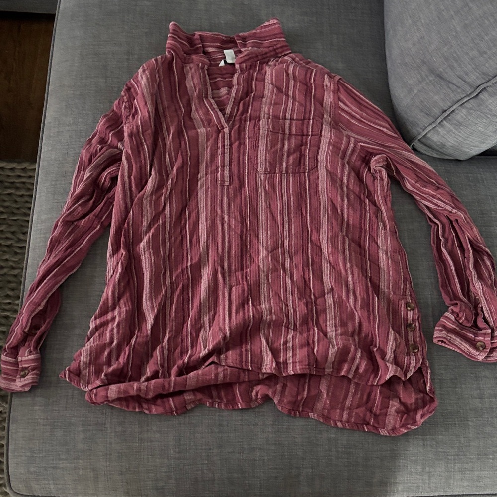 Women’s red striped long sleeve shirt
